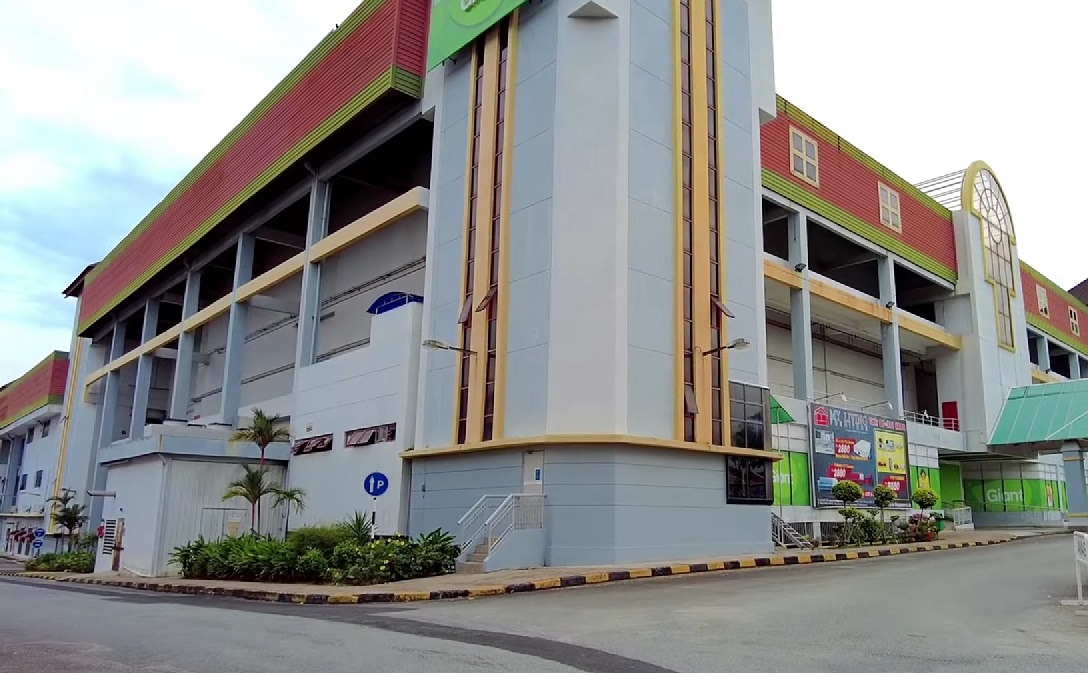 Blockbuster Pelangi Leisure Mall cinema Johor